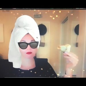 Meet your Posher, Erynn